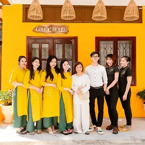  Homestay Celine House