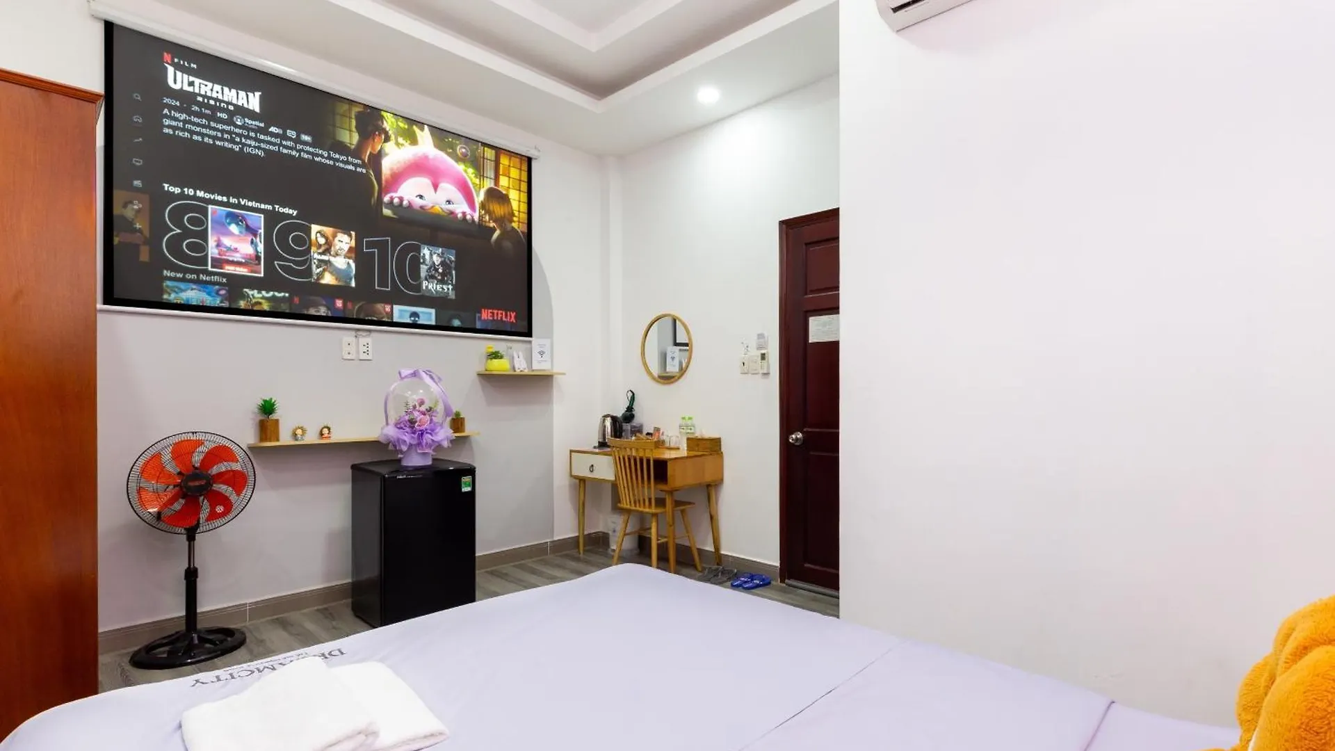Homestay Sweet Rentals Homes - Netflix & Walkin To Bui Vien Ho Chi Minh City Vietnam